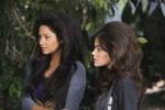 Pretty Little Liars Aria & Emily 